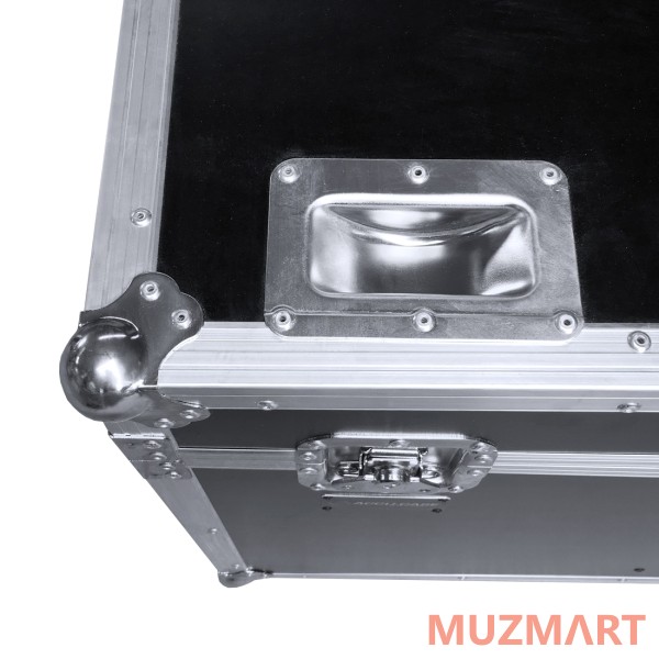 American DJ Touring Case 4x Focus Spot Three Z кофр для 4 приборов Focus Spot Three Z на колесах