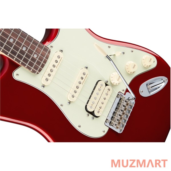 Fender DELUXE STRAT HSS PF CAR Электрогитара