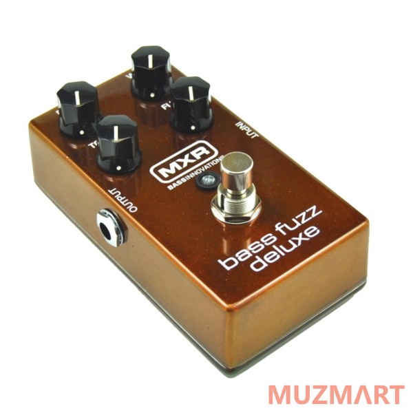 Dunlop MXR M84 Bass Fuzz Deluxe Басовая педаль фузз